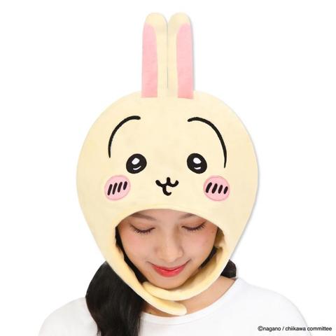 着ぐるみ帽子（うさぎ）の公式商品画像。うさぎの顔と長い耳がついた、頭からかぶるクリーム色の帽子